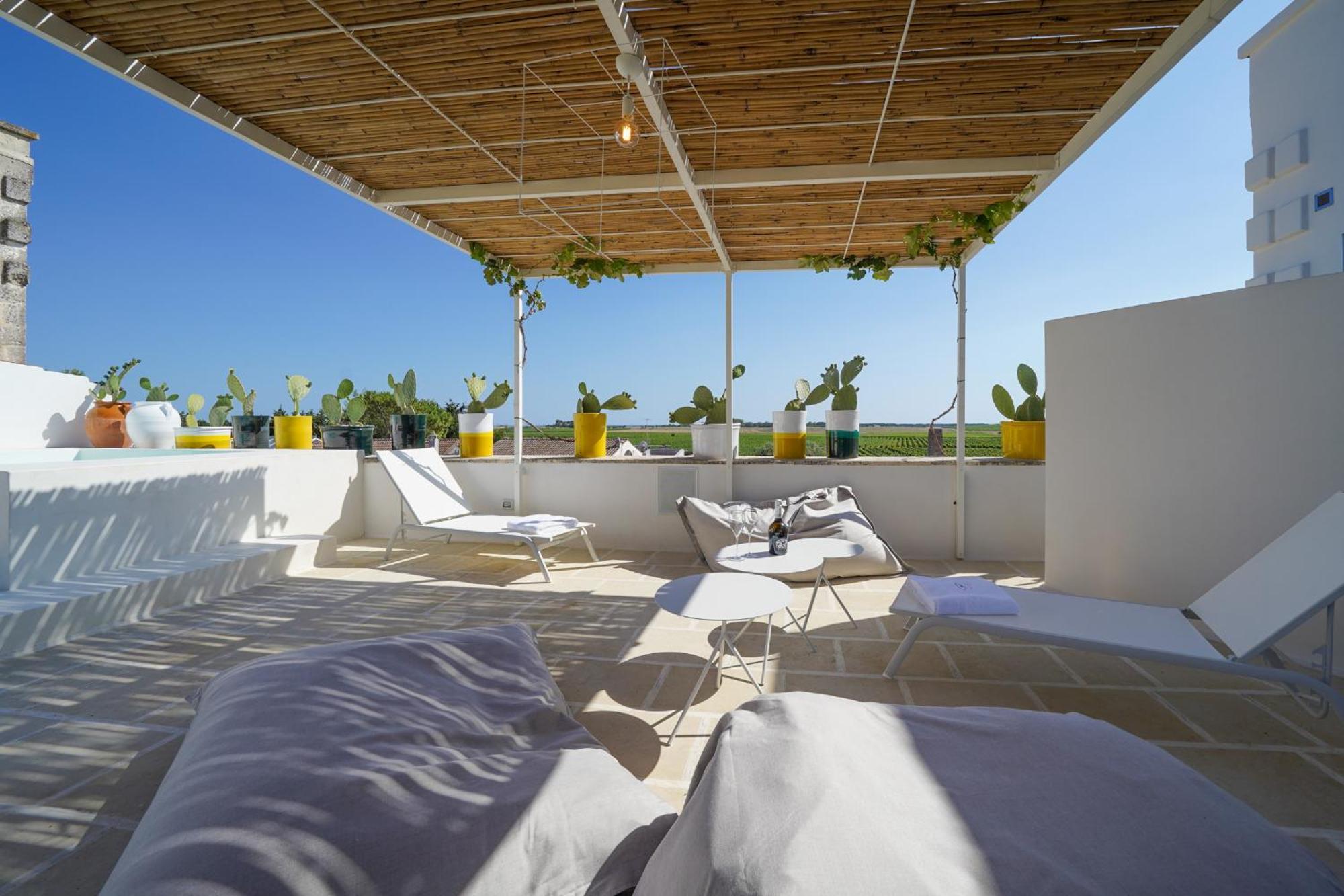 Emera Wine Resort By Raro Villas Лиццано Экстерьер фото